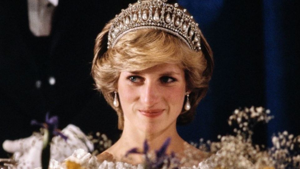 La princesa Diana se ganó el amor de la gente por su carisma y sencillez.