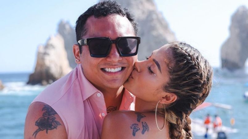 Edwin Luna y Kimberly Flores están felizmente casados