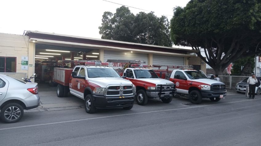 Bomberos de San Luis Potosí paran labores por falta de pago