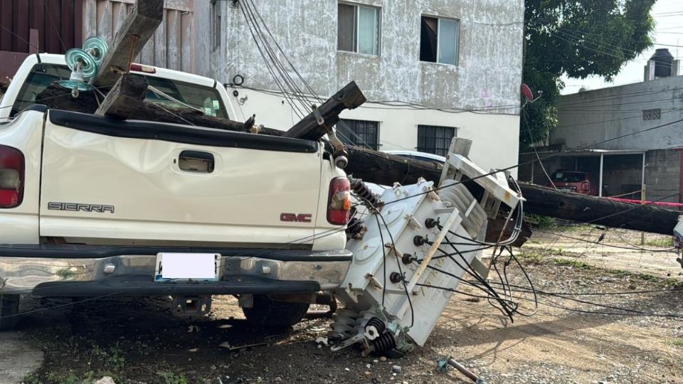 Las autoridades llegaron al lugar para brindar atención a la ciudadanía.