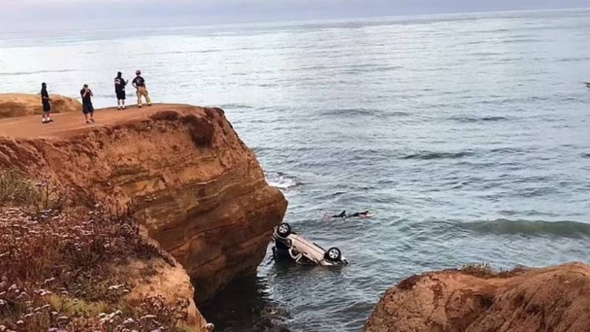 IMÁGENES FUERTES: Se tira con sus dos gemelas por un barranco para vengarse de su esposa