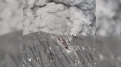 VIDEO: escaladores quedan atrapados en la cima de un volcán en Indonesia en plena erupción