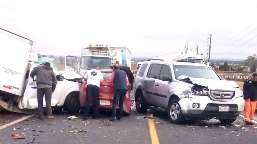 VIDEO: así fue la carambola en la México-Cuernavaca, un autobús embistió a más de 3 carros