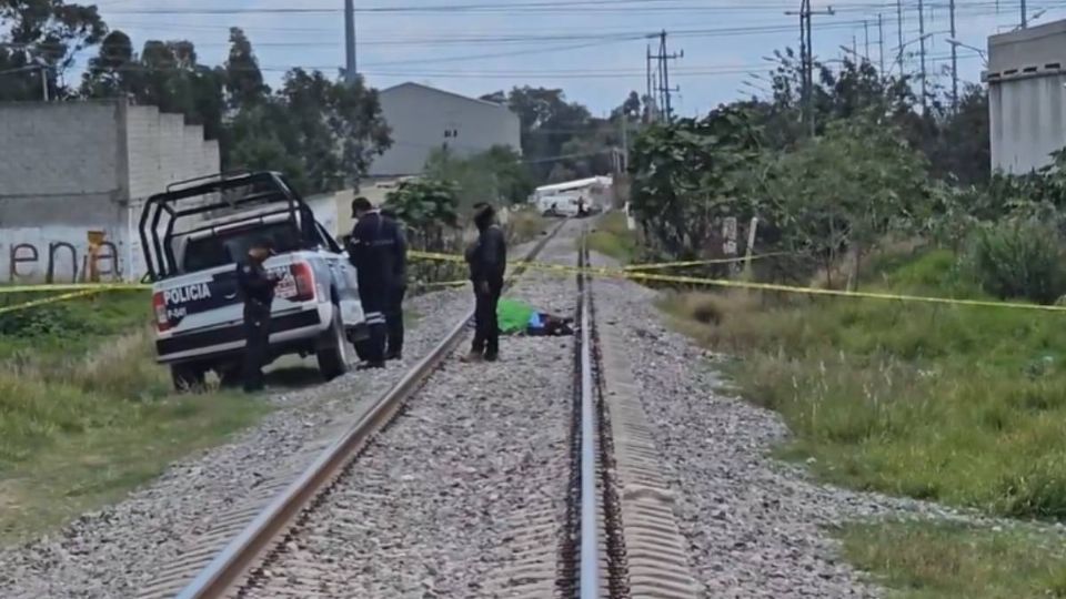 Tren arrolla a hombre de 35 años de edad