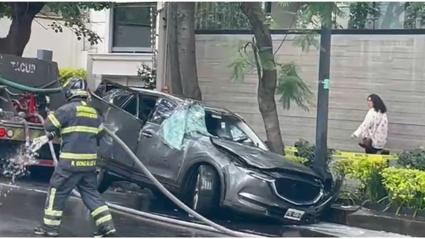 VIDEO: Fuerte choque en Polanco, camioneta queda volcada tras impactarse con automóvil de lujo