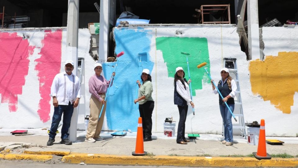 Habitantes se suman a pintar las casas en municipios guerrerenses