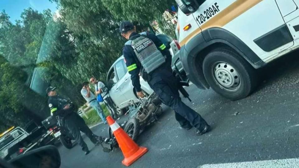 Accidente en Moto genera caos vial en la México-Querétaro