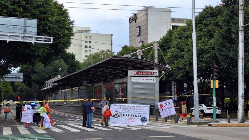 Vecinos de la colonia Del Valle liberan la circulación en Insurgentes Sur y Eje 7 Sur