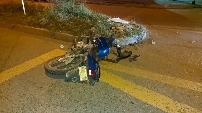 Muere niño embestido por automóvil mientras paseaba en motocicleta, en Coahuila