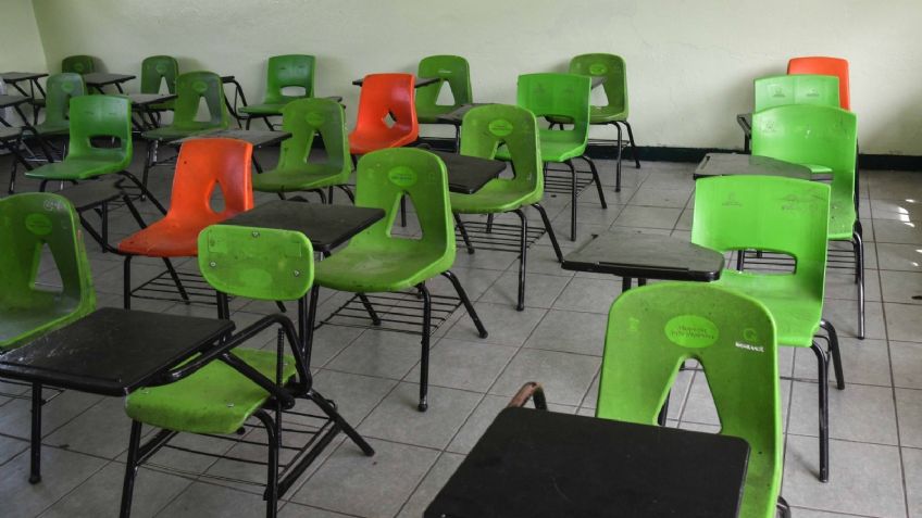 En primer día de clases, alumnas de secundaria terminan hospitalizadas por sobredosis de pastillas