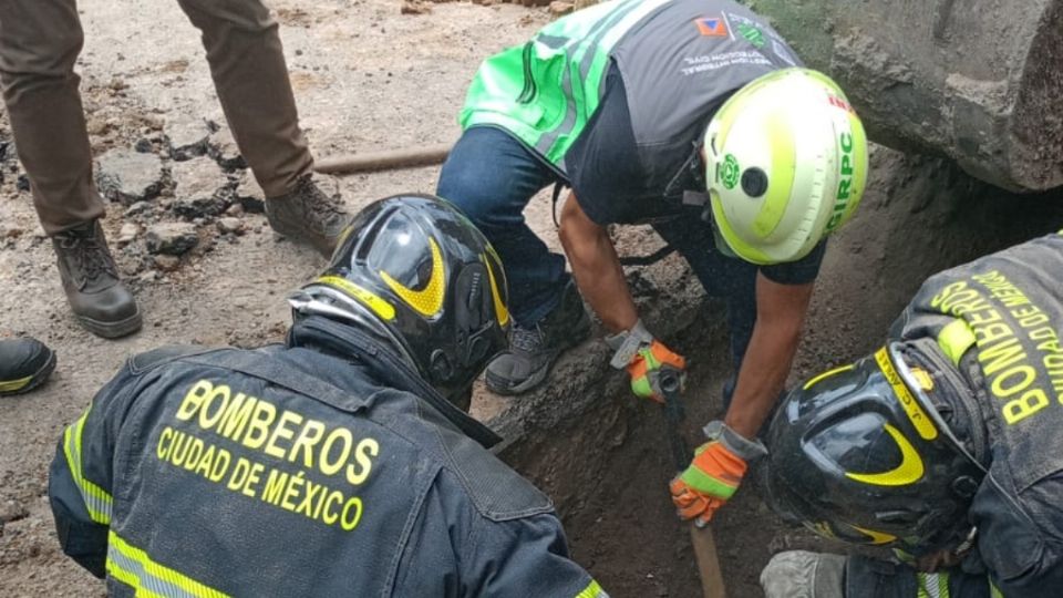 Bomberos y personal de Protección Civil atendieron la emergencia de este martes 27 de agosto.