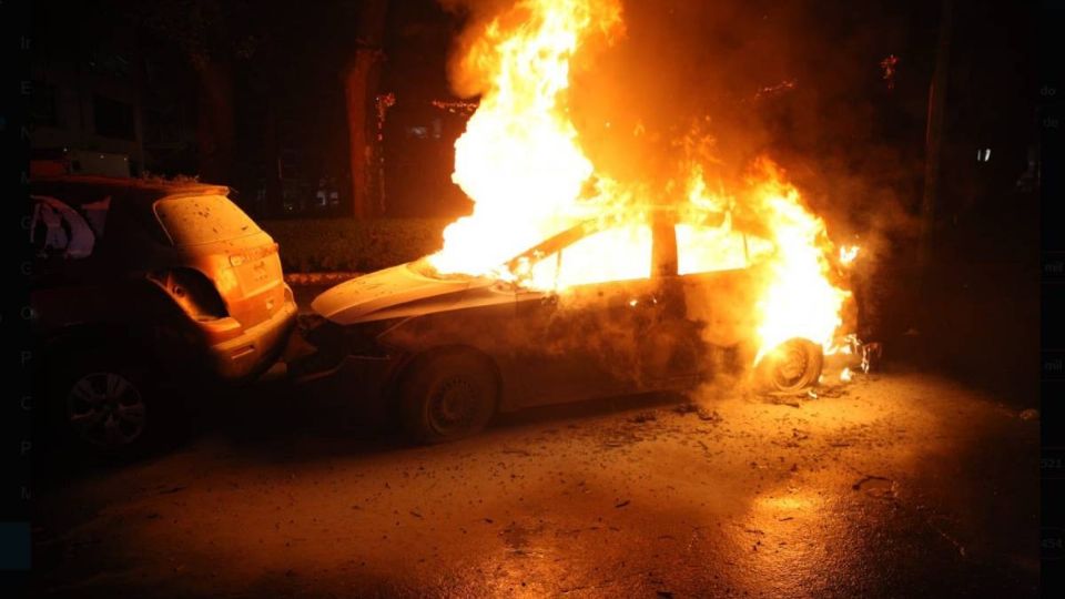 Se incendia un auto en la Colonia Centro