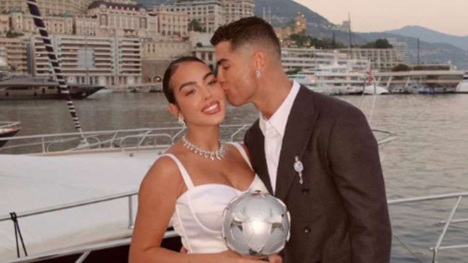 Así festejo su homenaje Cristiano Ronaldo con su esposa Georgina Rodríguez