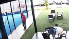 VIDEO: hombres armados se meten a una cancha de padel y se llevan todo