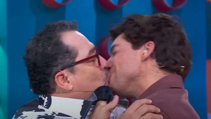 El Borrego Nava y Mau Garza se dan un apasionante beso, así fue el momento EN VIVO: VIDEO