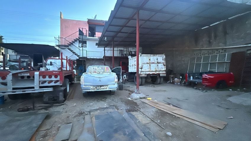 FGE de Guerrero desmantela taller donde fabricaban vehículos monstruo en Teloloapan