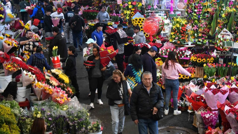 El incidente ocurrió al interior del Mercado de Jamaica.