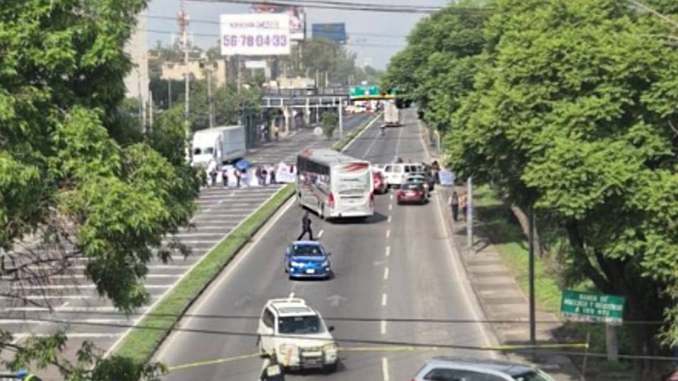 Bloqueo en avenida Constitución en CDMX