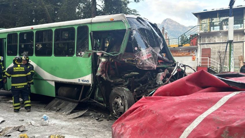 Choque de transporte público contra tráiler deja 15 lesionados en carretera Picacho-Ajusco