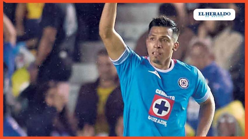 Cruz Azul golea 4-1 al América y va a toda máquina en la cima del torneo