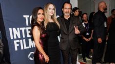 Salma Hayek y Demián Bichir hablan de su experiencia trabajando con Angelina Jolie: “estaba aterrorizada"