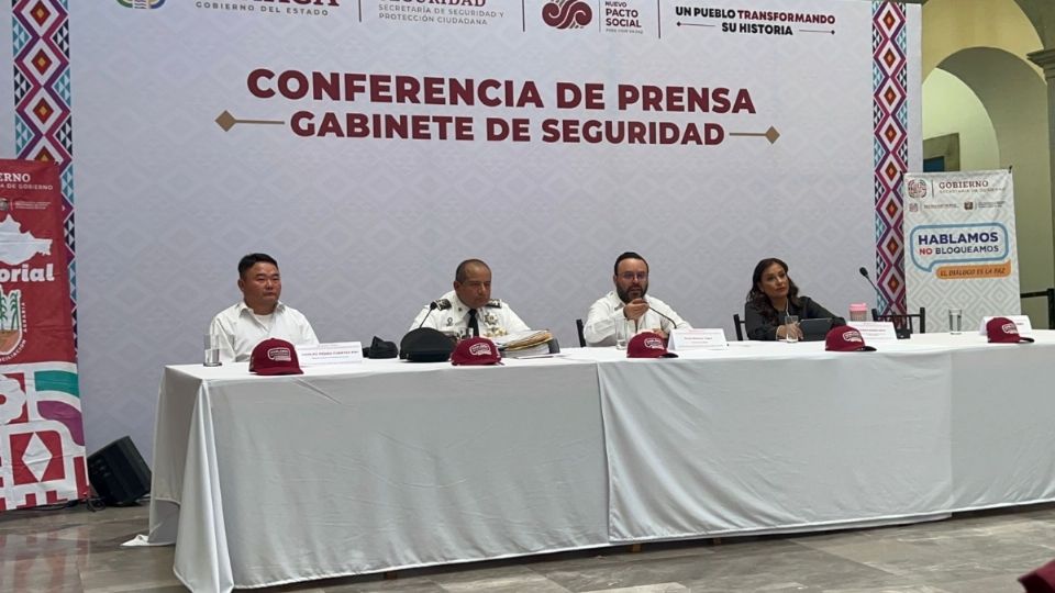 En tanto, el secretario de Seguridad y Protección Ciudadana (SSPC), Iván García Álvarez precisó que para resguardar el centro histórico 200 elementos de la policía estatal; 14 unidades y 14 motopatrullas