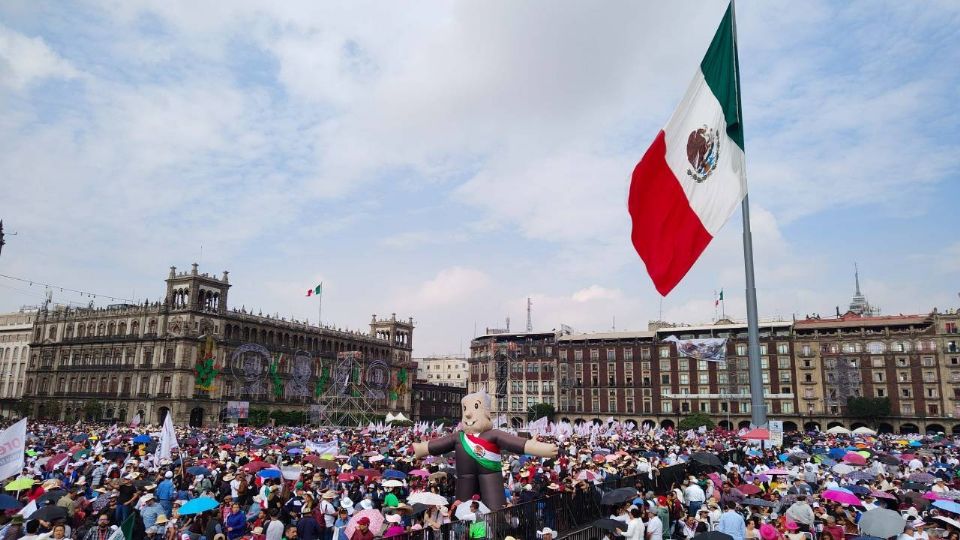 Grito de Independencia en el Zócalo capitalino