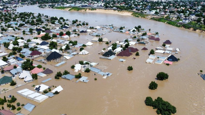 Por inundaciones, 200 reclusos huyen de cárcel y animales de zoológico son arrastrados a zonas habitadas en Nigeria