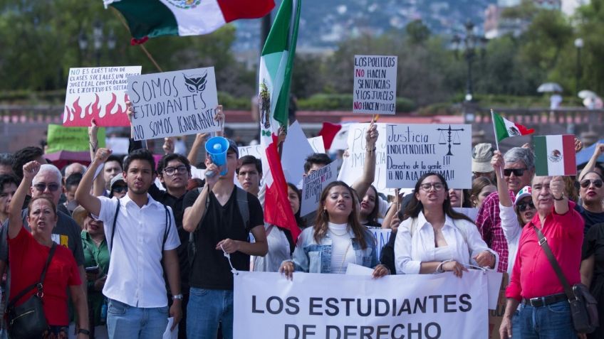 Estudiantes de derecho piden ser escuchados por legisladores