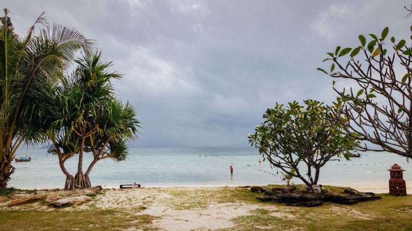 Suspenden clases en siete municipios de Quintana Roo por tormenta tropical