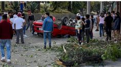 Fuerte choque en Río Churubusco: automóvil cae desde carriles centrales y deja una persona muerta