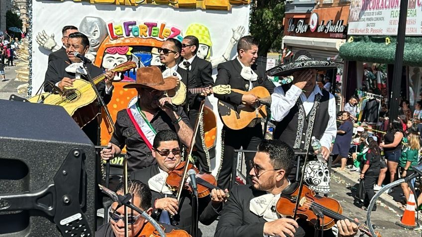 Grupo Fortaleza y Arturo Ortega lideran desfile en Nueva Jersey, uniendo a la comunidad mexicana