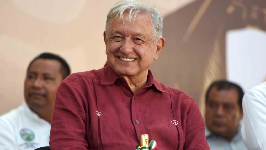 AMLO se despide de Oaxaca y lanza emotivo mensaje: "Son un ejemplo nacional y mundial. Hasta siempre”