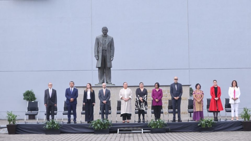 Arranca la Ceremonia Cívica de Honores a la Bandera.