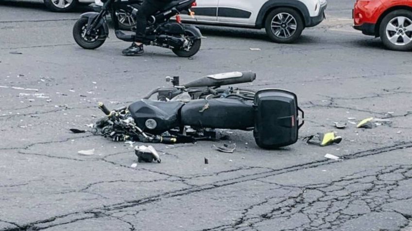 Fatal accidente: mueren 2 hermanos en motocicleta tras impactarse con una combi en Naucalpan