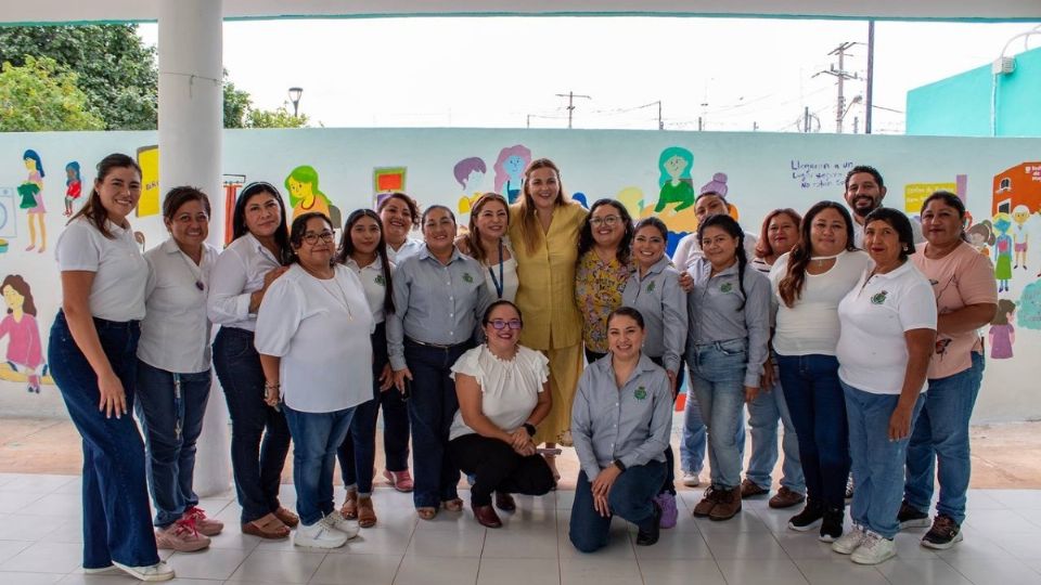 En esta nueva forma de gobernar, la atención, el apoyo, el cuidado y promover la autonomía de las mujeres son una prioridad, destacó la alcaldesa.