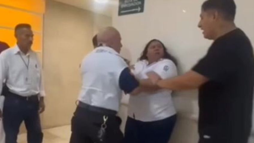 Enfermera enloquece y lanza jeringas usadas a sus compañeros de trabajo: VIDEO