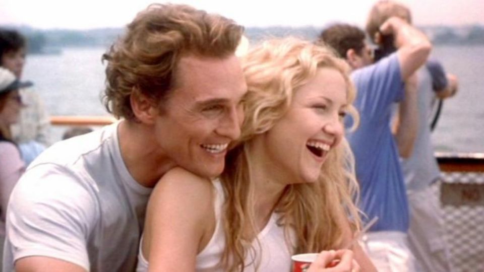 Está protagonizada por Kate Hudson y Matthew McConaughey