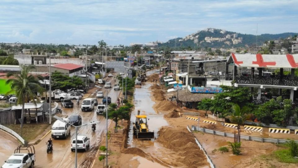 Claudia Sheinbaum, en su mensaje, compartió fotos de los trabajos que se están llevando a cabo en Acapulco.