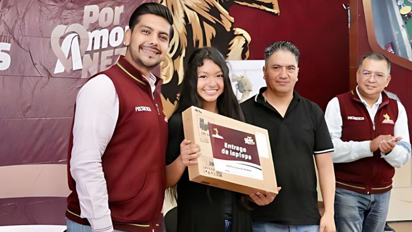 Alumnos con excelencia académica de Neza reciben laptops; fueron los puntajes más altos de Comipems