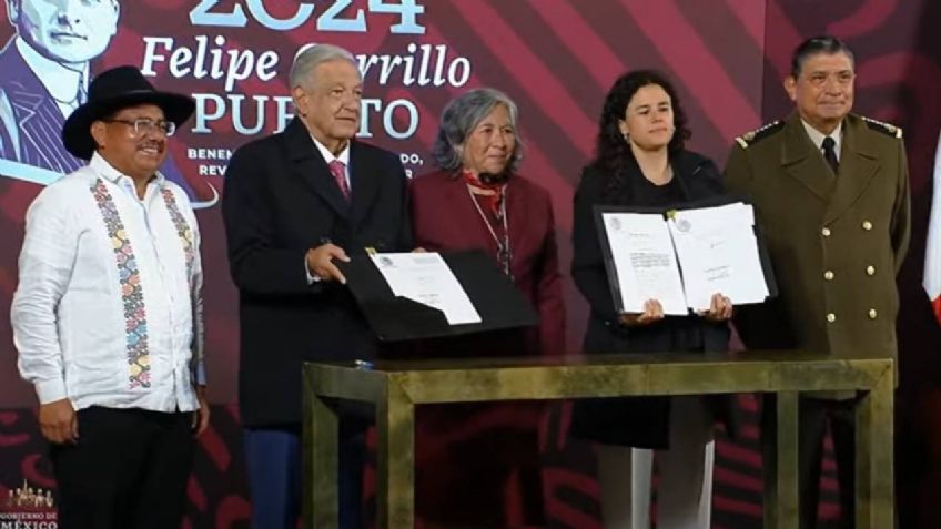 AMLO firma las reformas de la Guardia Nacional y de los Pueblos Indígenas en su última Mañanera