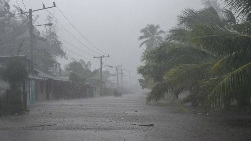 120 horas continuas de lluvias por "John" forma 5 nuevas zonas de alto riesgo en Acapulco