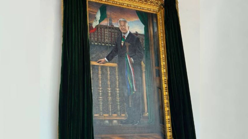 “Misión cumplida”, AMLO devela cuadro en la Galería de los Presidentes en Palacio Nacional