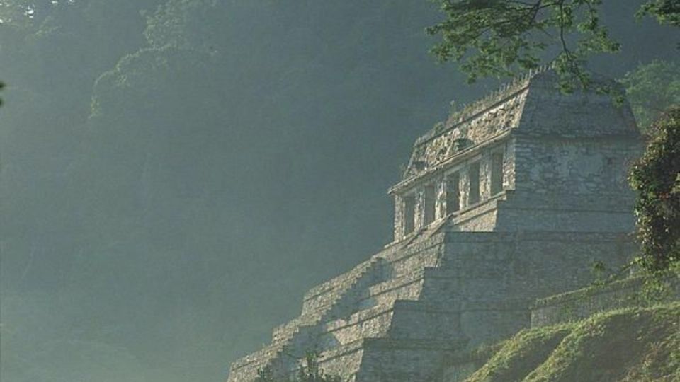 Un nuevo estudio confirma pirámides ocultas en México de la cultura maya. Fuente: Pinterest