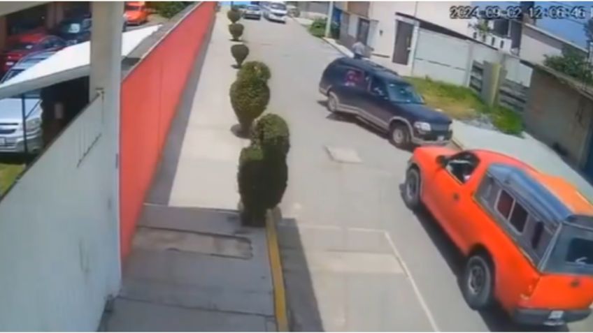 "¡Bájate, rápido!": el aterrador momento en que comando armado intercepta camioneta y secuestra a pareja VIDEO