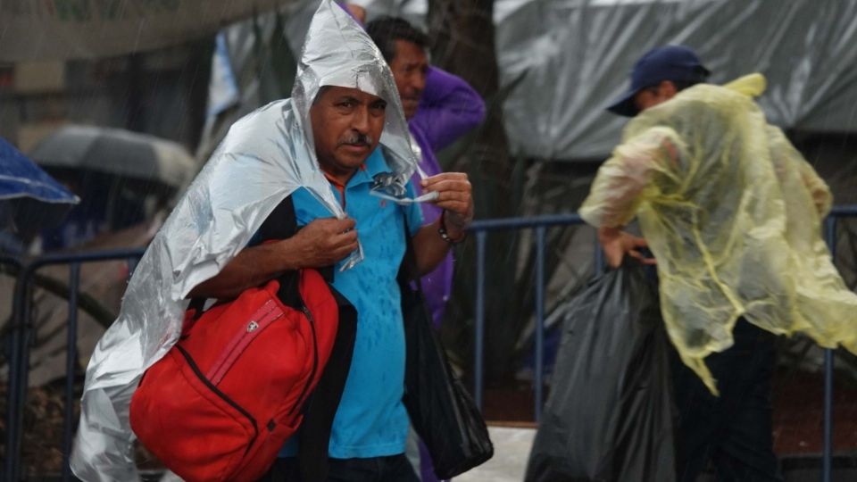 A México también se está aproximando una nueva onda tropical.