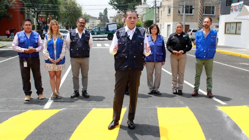 Se lleva a cabo rehabilitación de calle Cahitas en la zona de CTM V Culhuacán, así como Calle 11, en la col. Espartaco