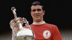 Muere Ron Yeats famoso exfutbolista y leyenda del Liverpool a los 86 años