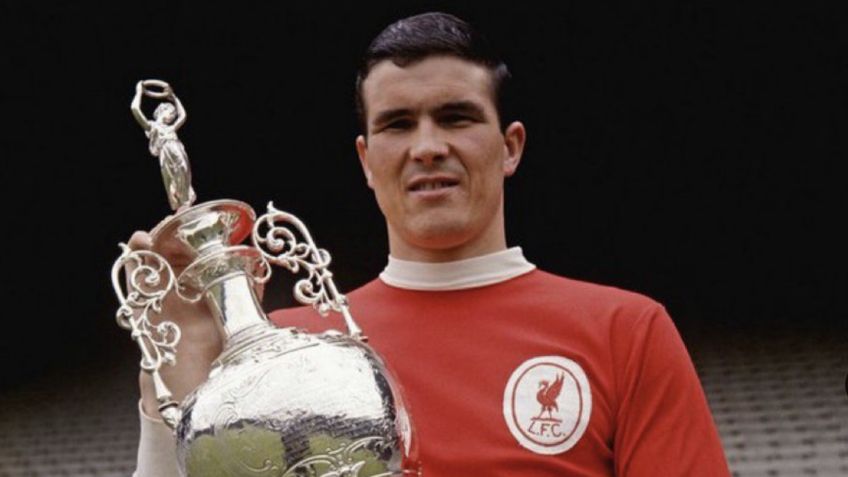 Muere Ron Yeats famoso exfutbolista y leyenda del Liverpool a los 86 años