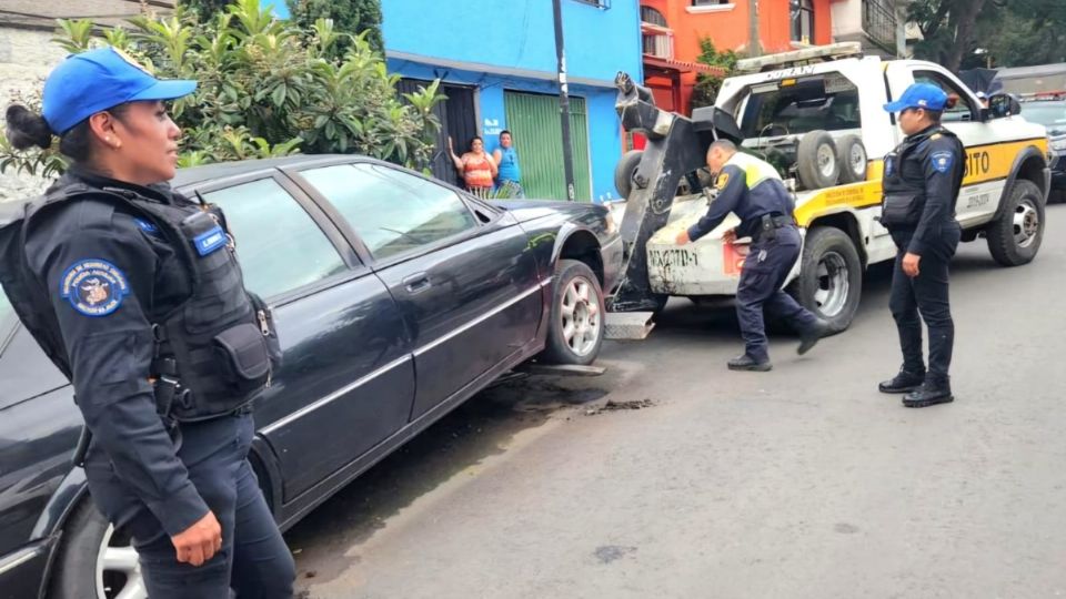 Con estas acciones se logró recuperar el espacio que ocupaban 22 autos, camionetas y camiones en desuso los cuales eran un foco de infección